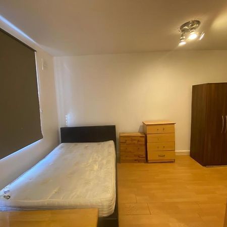 Golders Way Rooms Λονδίνο Εξωτερικό φωτογραφία