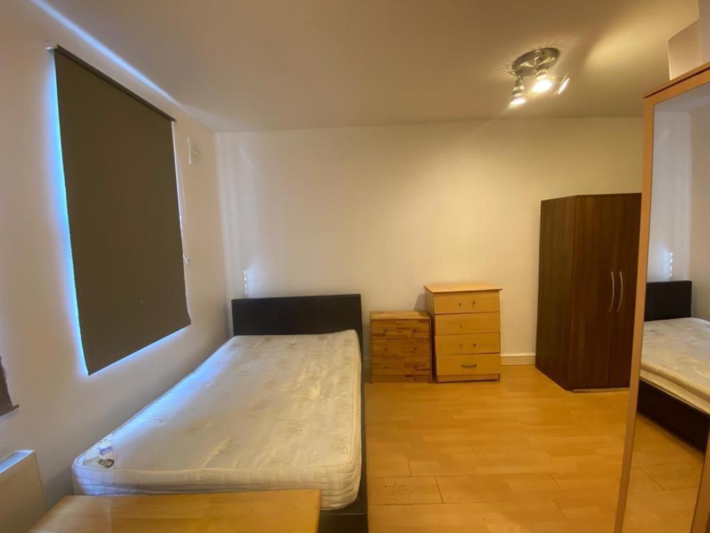 Golders Way Rooms Λονδίνο Εξωτερικό φωτογραφία
