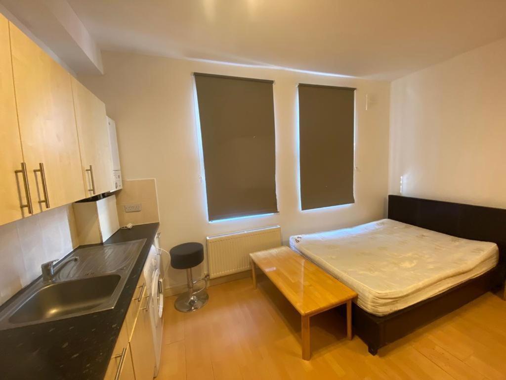 Golders Way Rooms Λονδίνο Εξωτερικό φωτογραφία