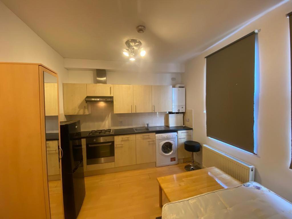 Golders Way Rooms Λονδίνο Εξωτερικό φωτογραφία